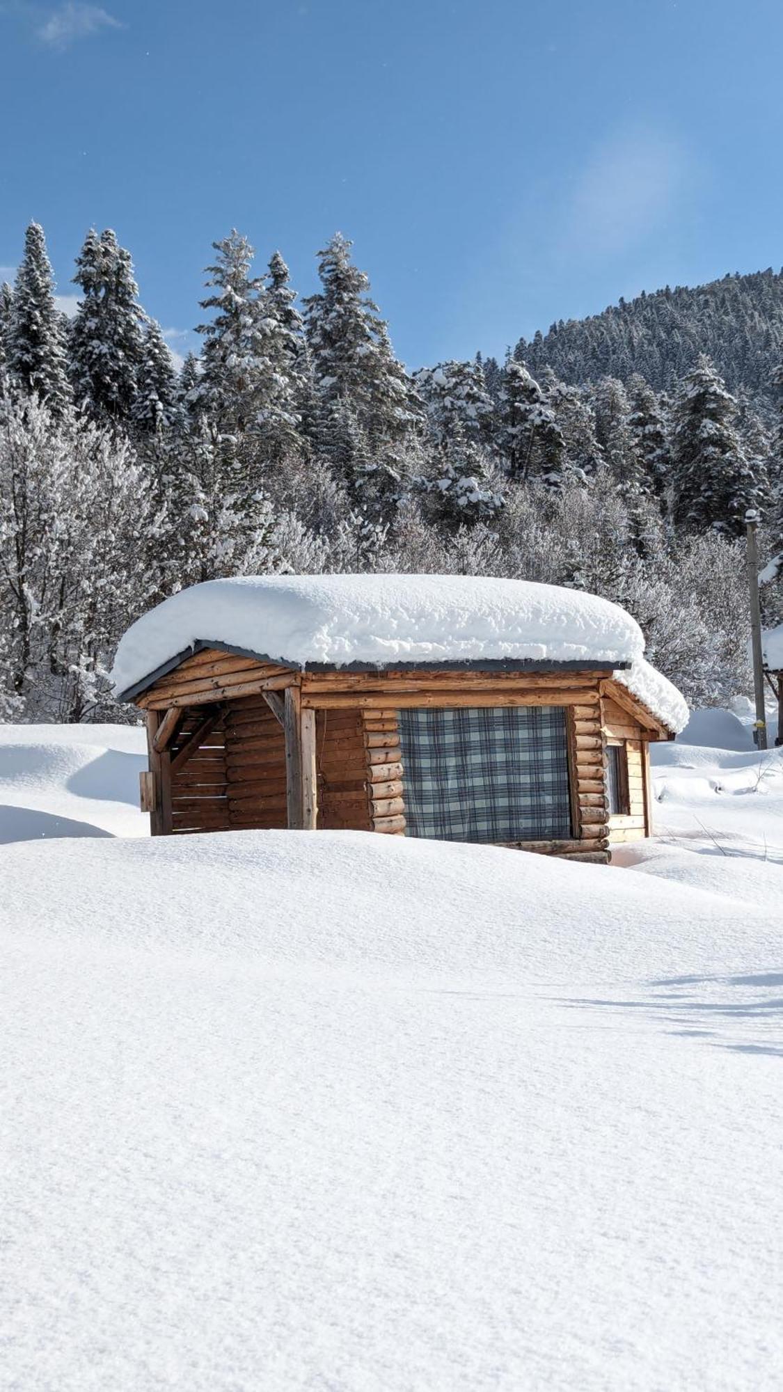 Heshkili Huts Svaneti Keshkili Luaran gambar