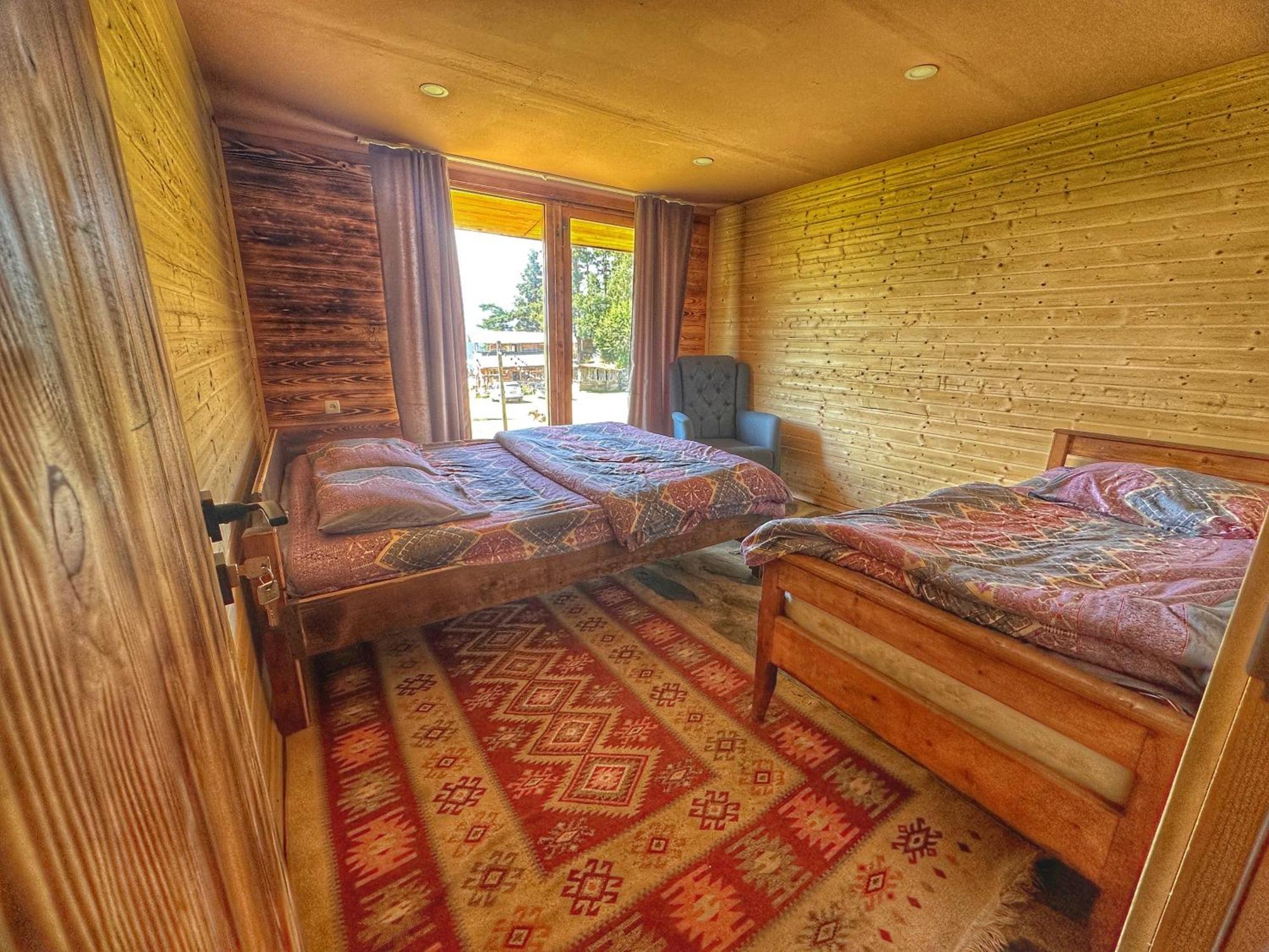 Heshkili Huts Svaneti Keshkili Luaran gambar