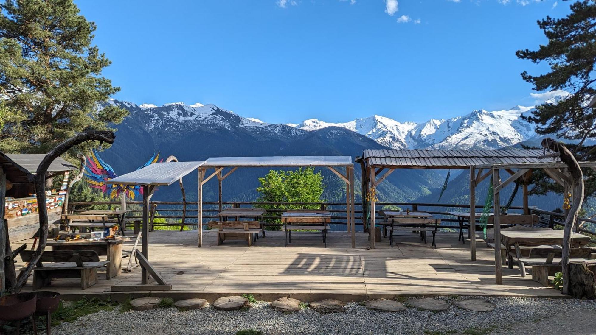 Heshkili Huts Svaneti Keshkili Luaran gambar